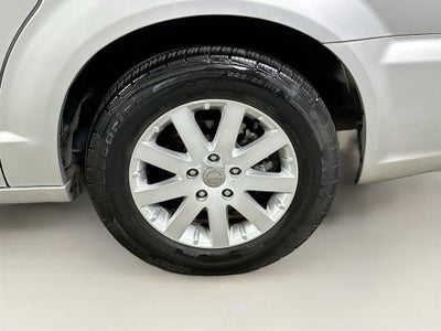 2011 Chrysler Town & Country Touring-L