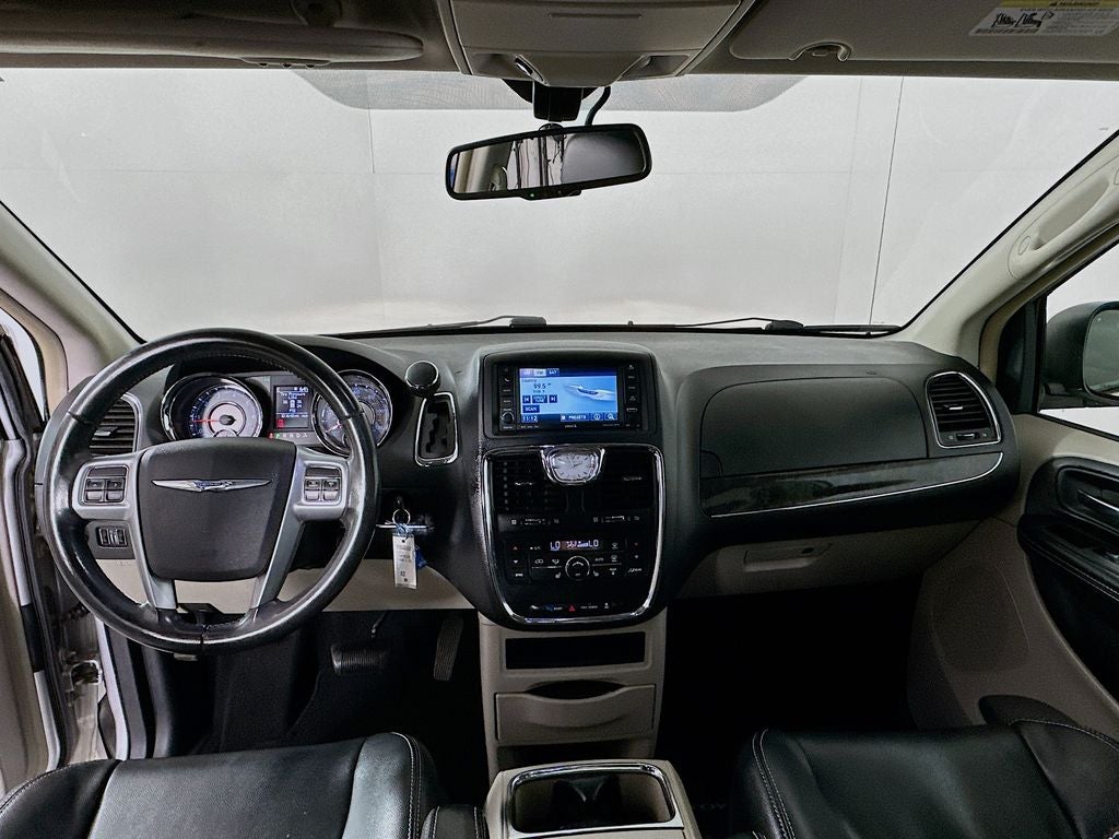 2011 Chrysler Town & Country Touring-L