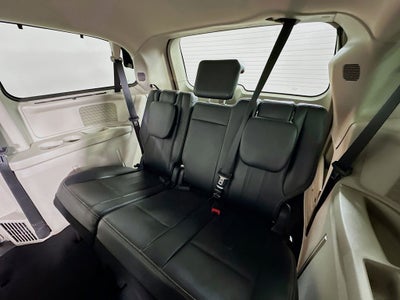 2011 Chrysler Town & Country Touring-L