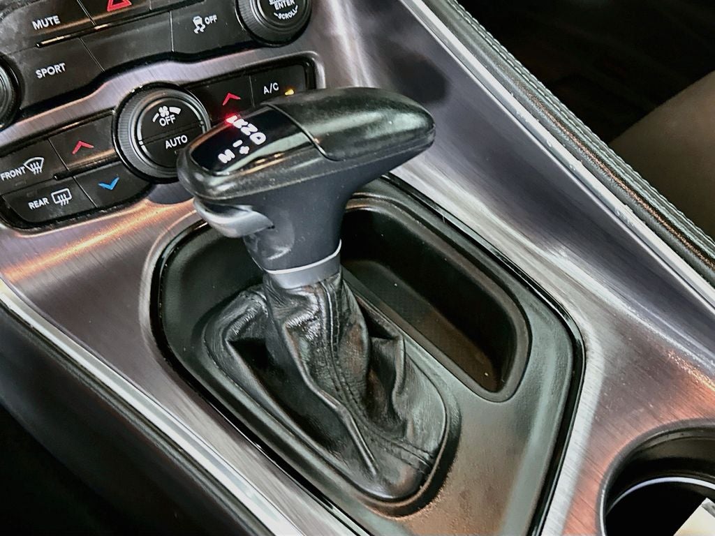 2017 Dodge Challenger SXT