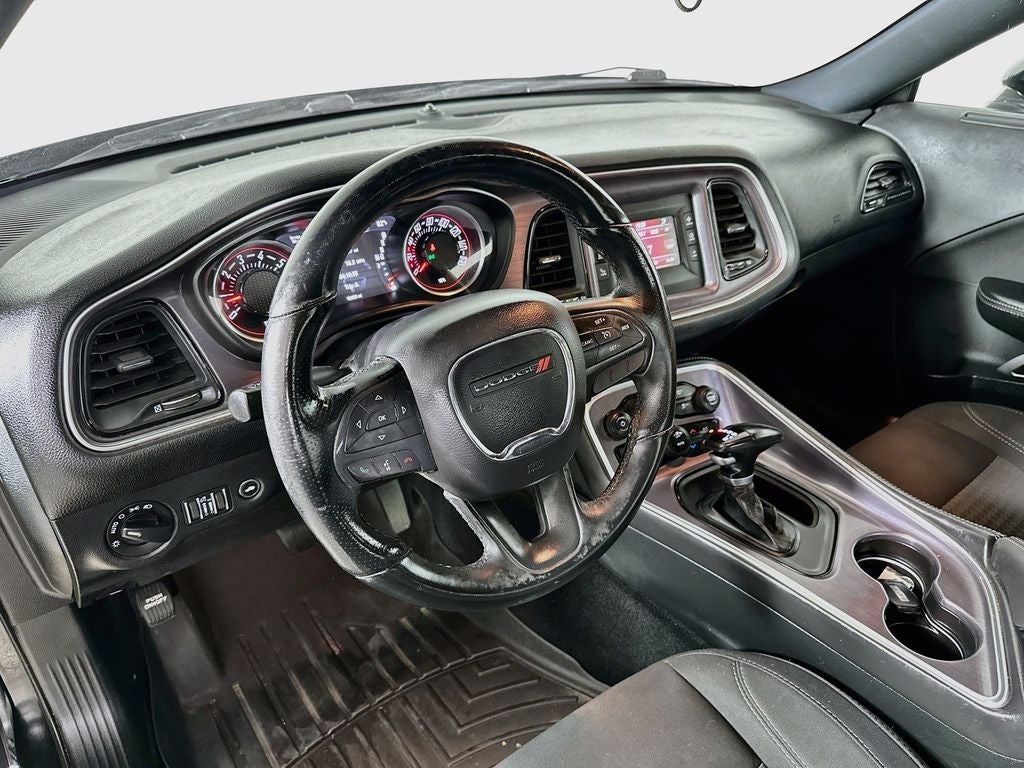2017 Dodge Challenger SXT