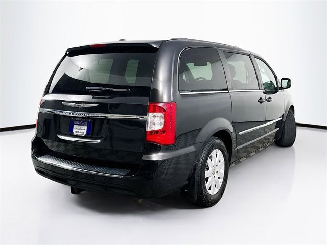 2015 Chrysler Town & Country Touring