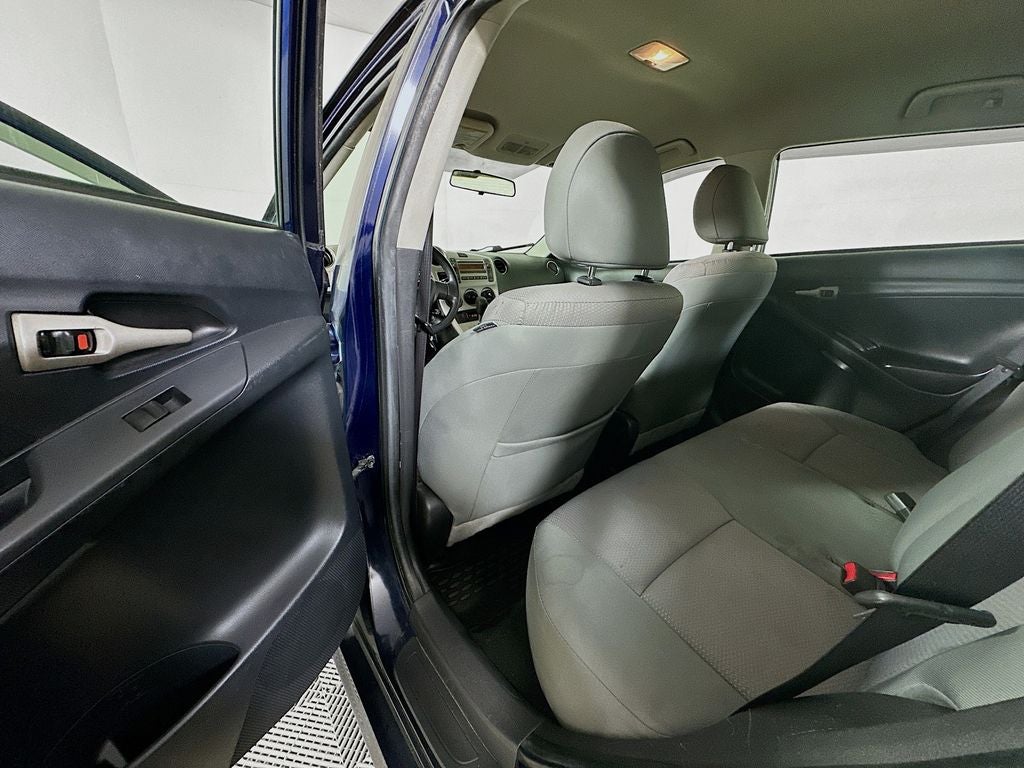 2009 Toyota Matrix Base