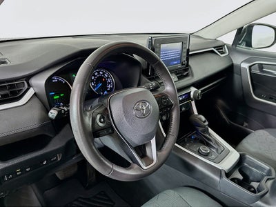 2020 Toyota RAV4 Hybrid XLE