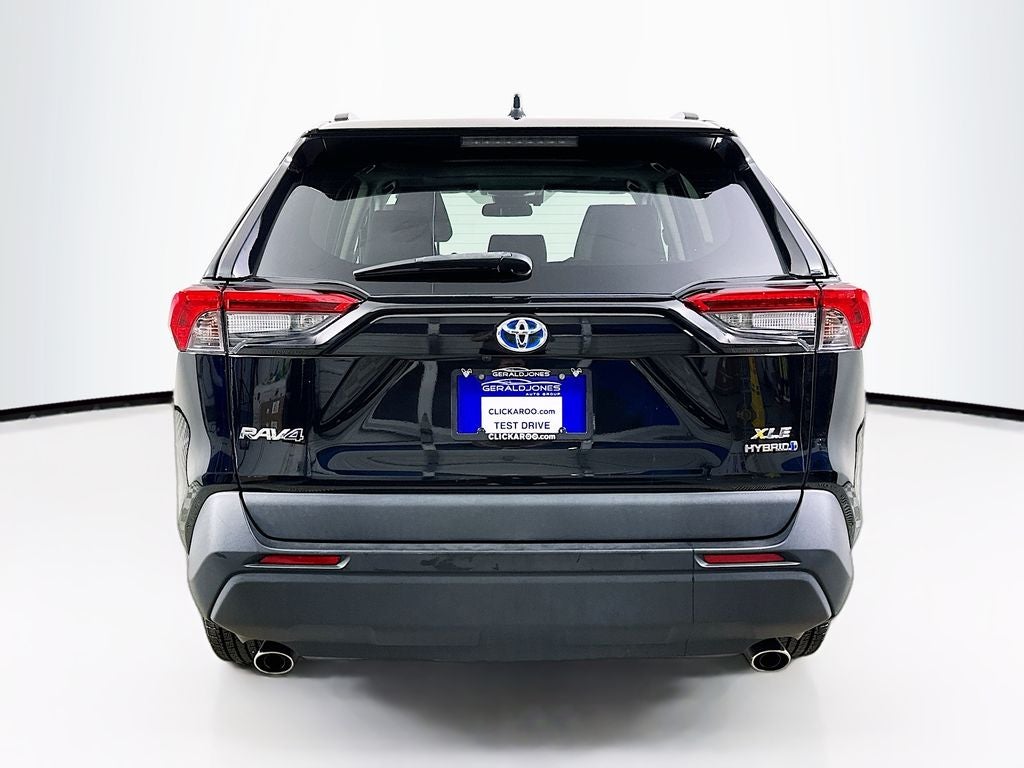 2020 Toyota RAV4 Hybrid XLE