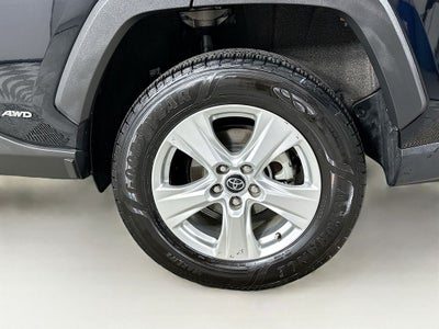 2020 Toyota RAV4 Hybrid XLE