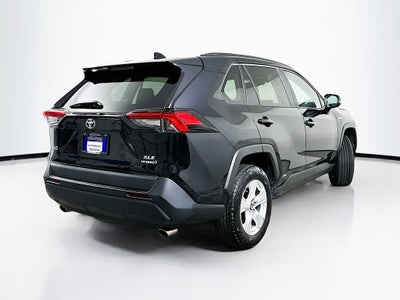 2020 Toyota RAV4 Hybrid XLE
