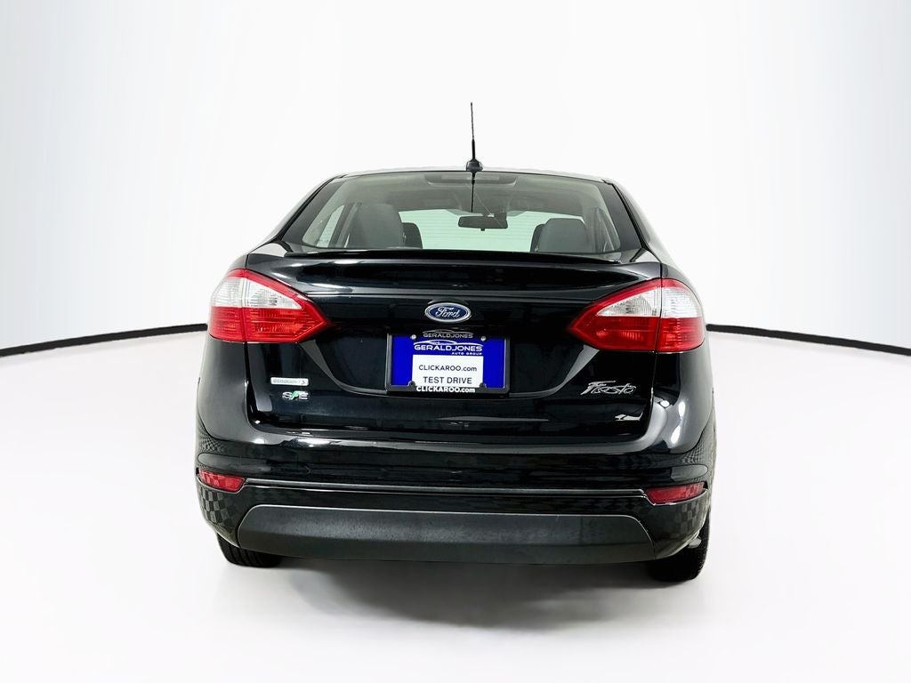 2016 Ford Fiesta SE