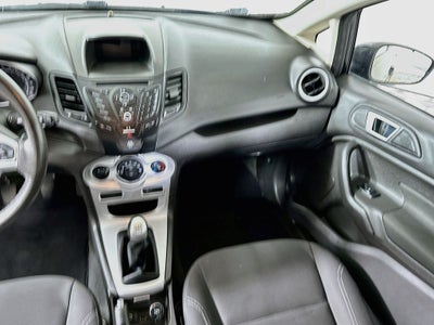 2016 Ford Fiesta SE