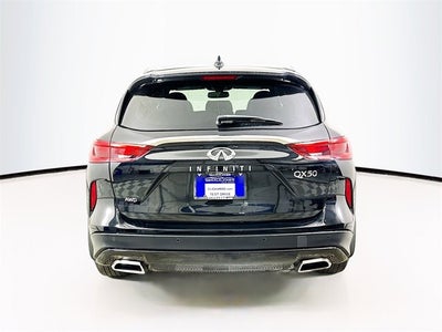 2021 INFINITI QX50 LUXE