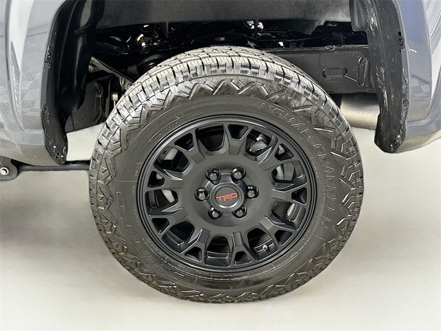 2025 Toyota Tacoma 4WD SR5