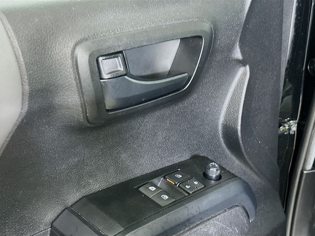 2021 Toyota Tacoma SR V6