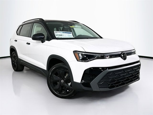 2025 Volkswagen Taos SE Black