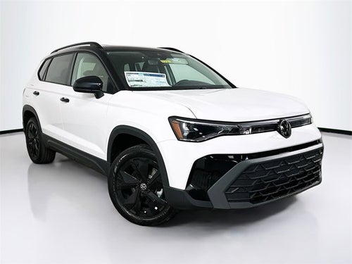 2025 Volkswagen Taos SE Black
