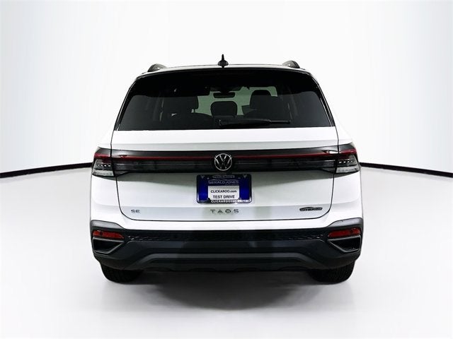 2025 Volkswagen Taos SE Black