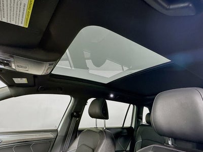 2022 Volkswagen Tiguan SEL R-Line