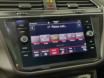 2022 Volkswagen Tiguan SEL R-Line