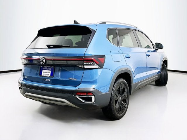 2025 Volkswagen Taos SE