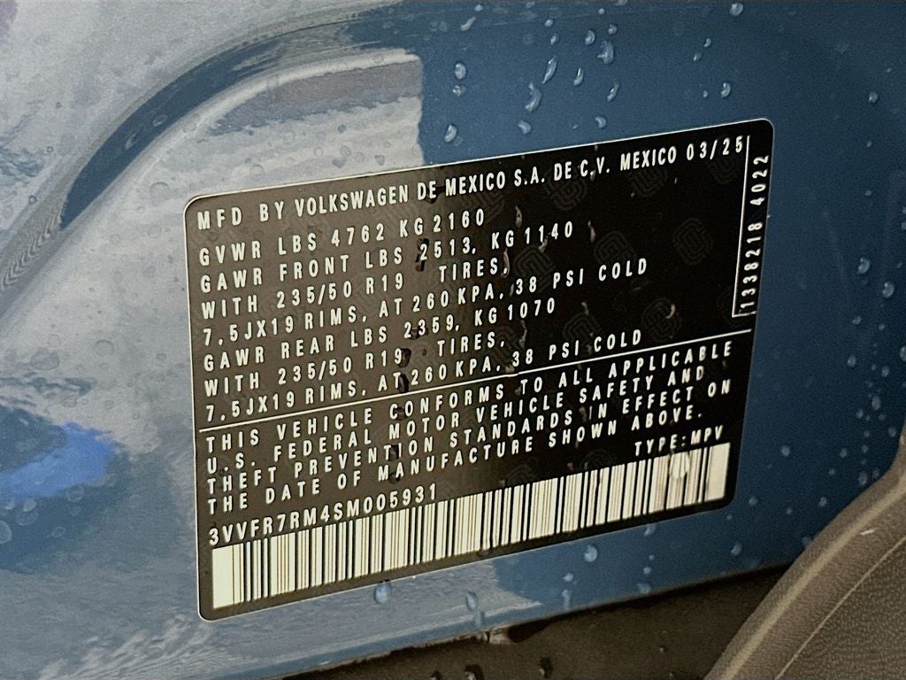 2025 Volkswagen Tiguan 2.0T SE