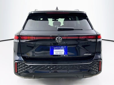 2025 Volkswagen Tiguan 2.0T SE R-Line Black