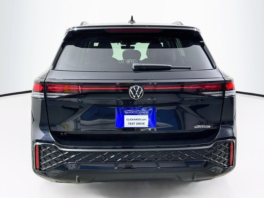 2025 Volkswagen Tiguan 2.0T SE R-Line Black