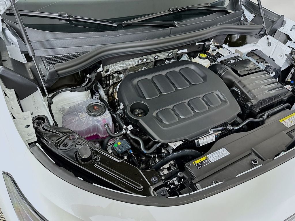 2025 Volkswagen Tiguan 2.0T SE R-Line Black
