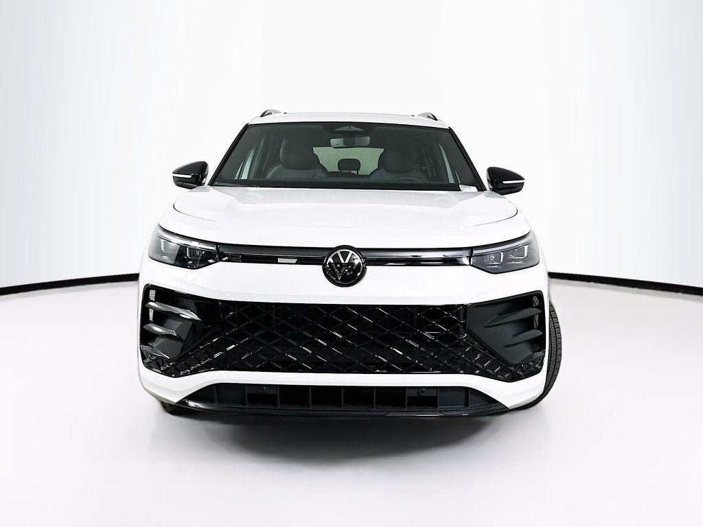2025 Volkswagen Tiguan 2.0T SE R-Line Black