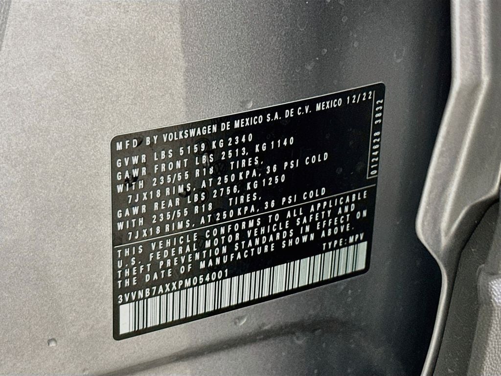 2023 Volkswagen Tiguan 2.0T SE