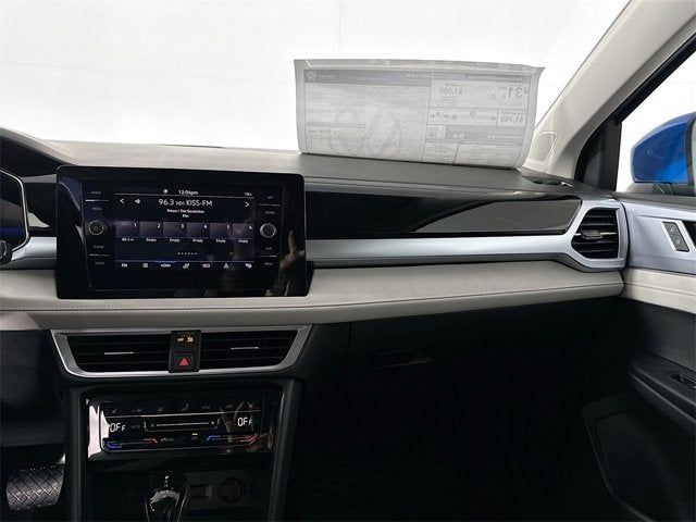 2025 Volkswagen Taos SE