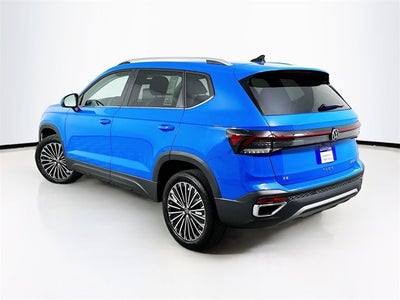 2025 Volkswagen Taos SE