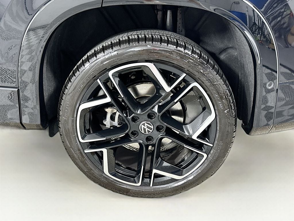 2026 Volkswagen Tiguan 2.0T SEL R-Line Turbo