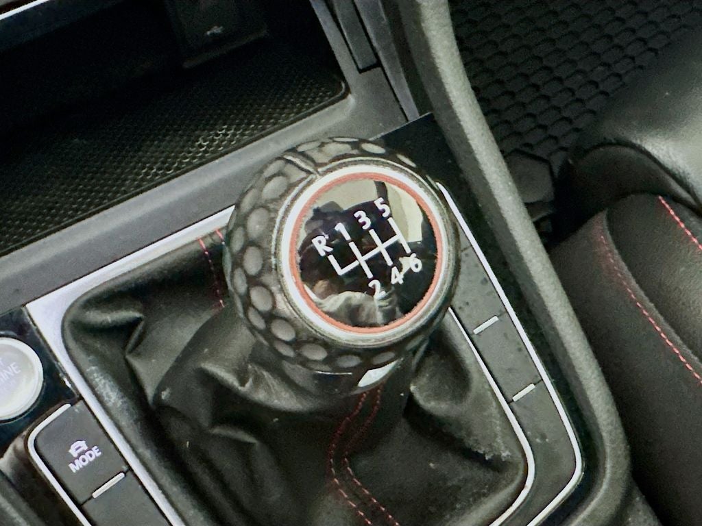 2019 Volkswagen Golf GTI 2.0T SE