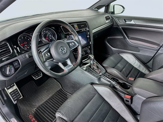 2019 Volkswagen Golf GTI SE
