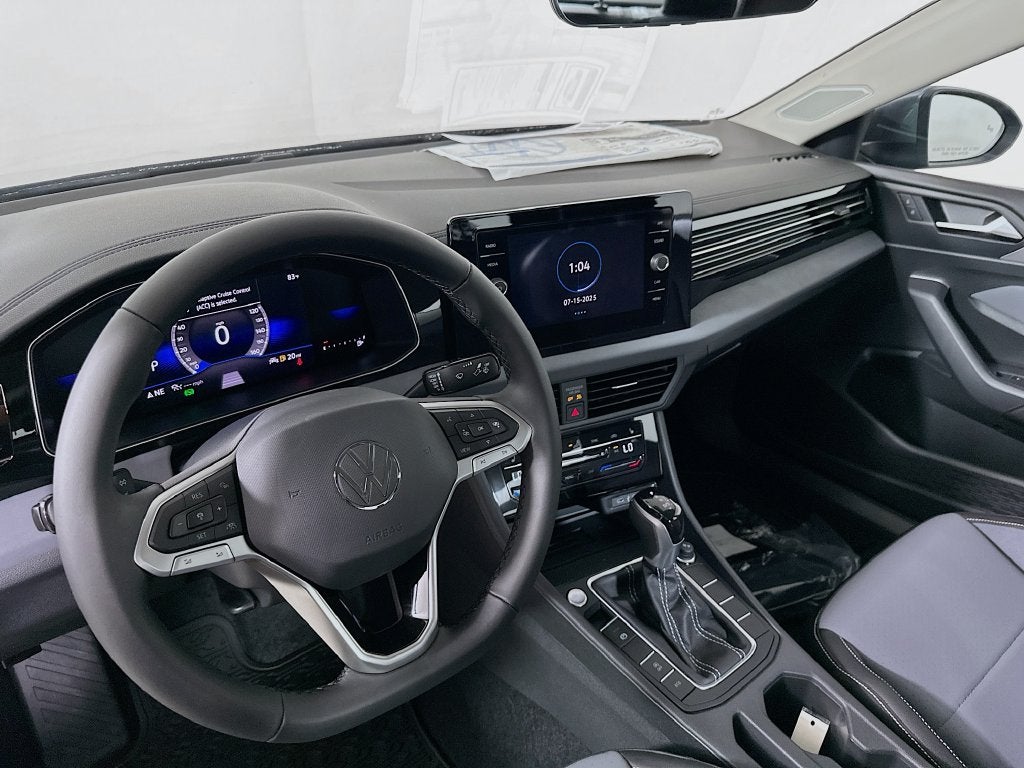 2025 Volkswagen Jetta 1.5T SE