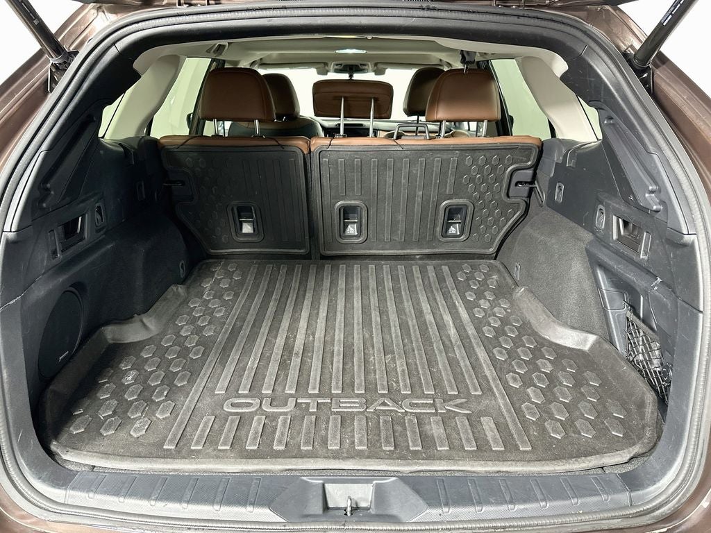 2022 Subaru Outback Touring XT