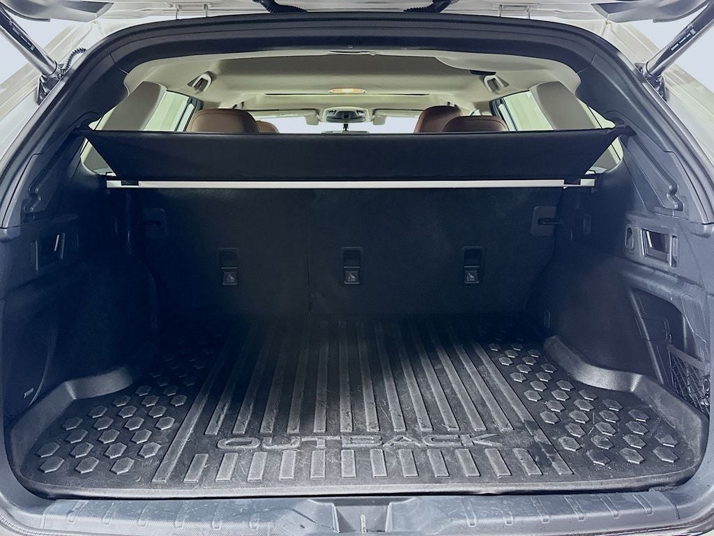 2022 Subaru Outback Touring XT