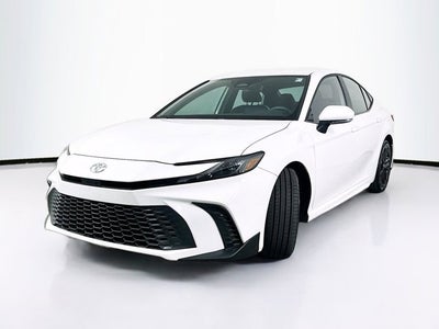 2025 Toyota Camry SE