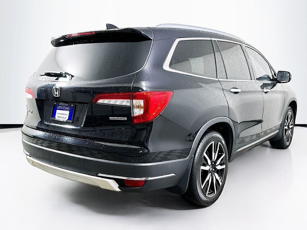 2021 Honda Pilot Touring 8 Passenger
