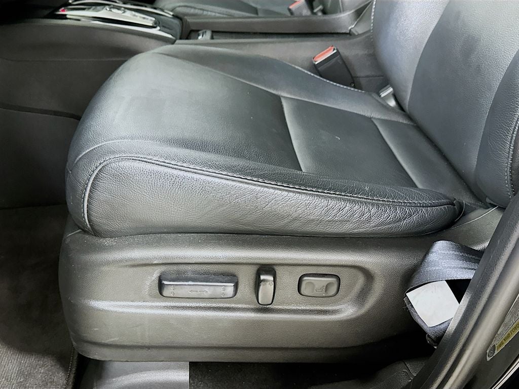 2021 Honda Pilot Touring 8 Passenger