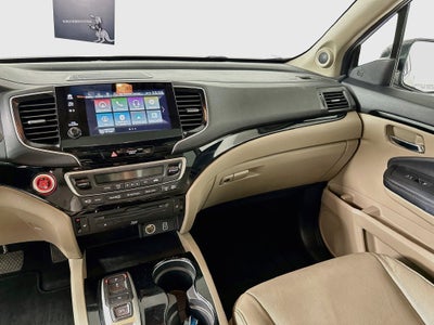 2021 Honda Pilot Touring 8 Passenger