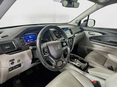 2022 Honda Pilot Touring 7 Passenger