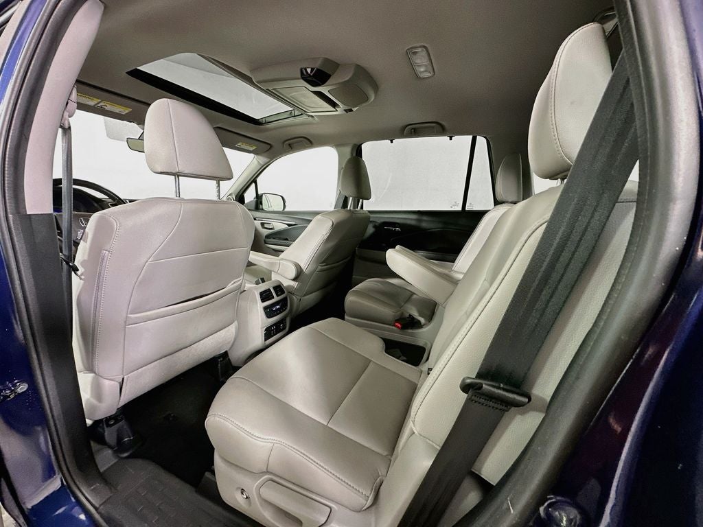 2022 Honda Pilot Touring 7 Passenger