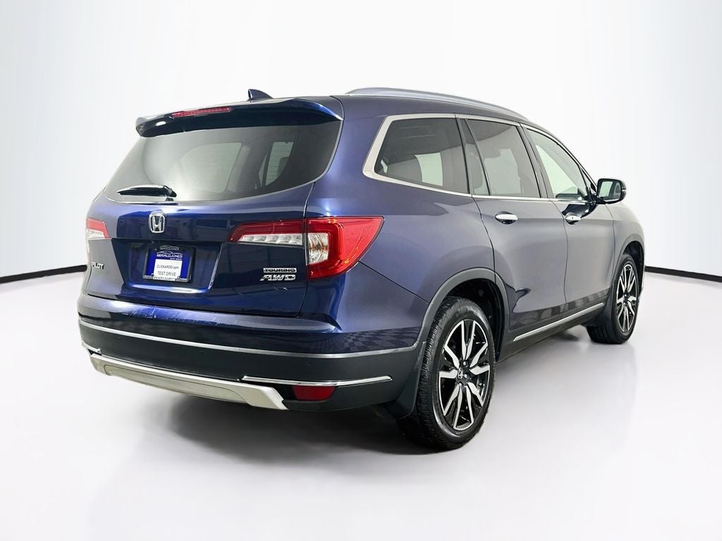 2022 Honda Pilot Touring 7 Passenger