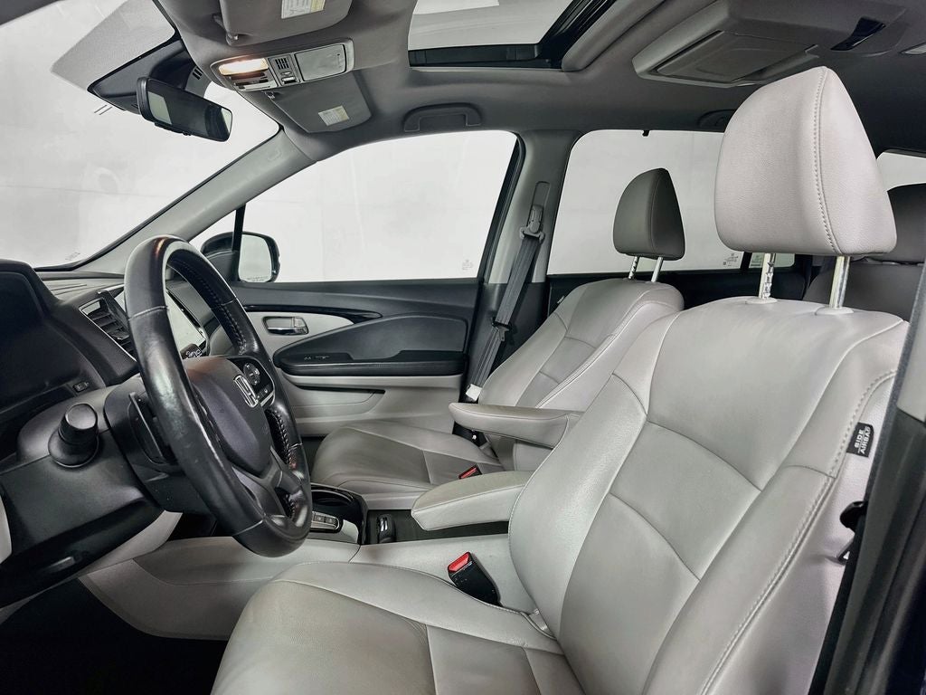 2022 Honda Pilot Touring 7 Passenger