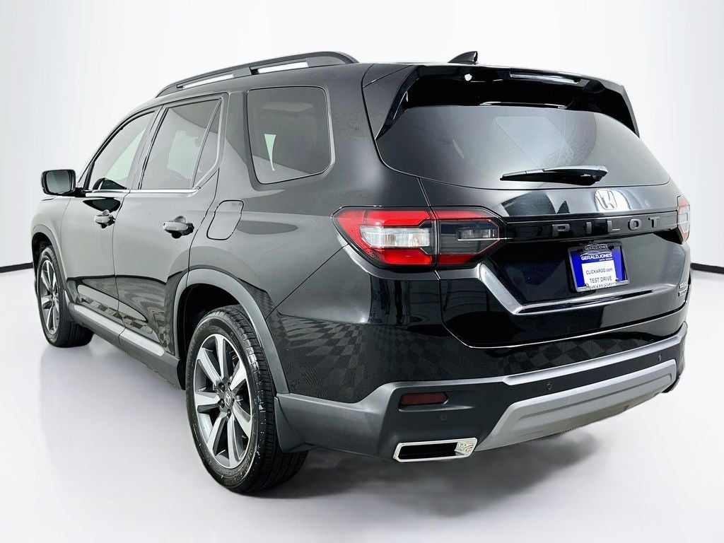 2025 Honda Pilot Touring