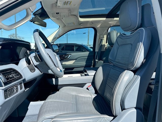 2022 Lincoln Navigator L Black Label