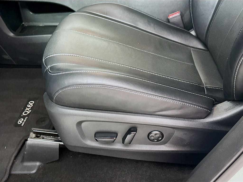 2024 INFINITI QX60 PURE