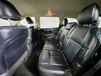 2019 Nissan Pathfinder SL