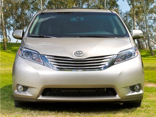 2015 Toyota Sienna LE 7 Passenger