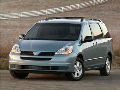 2004 Toyota Sienna Base